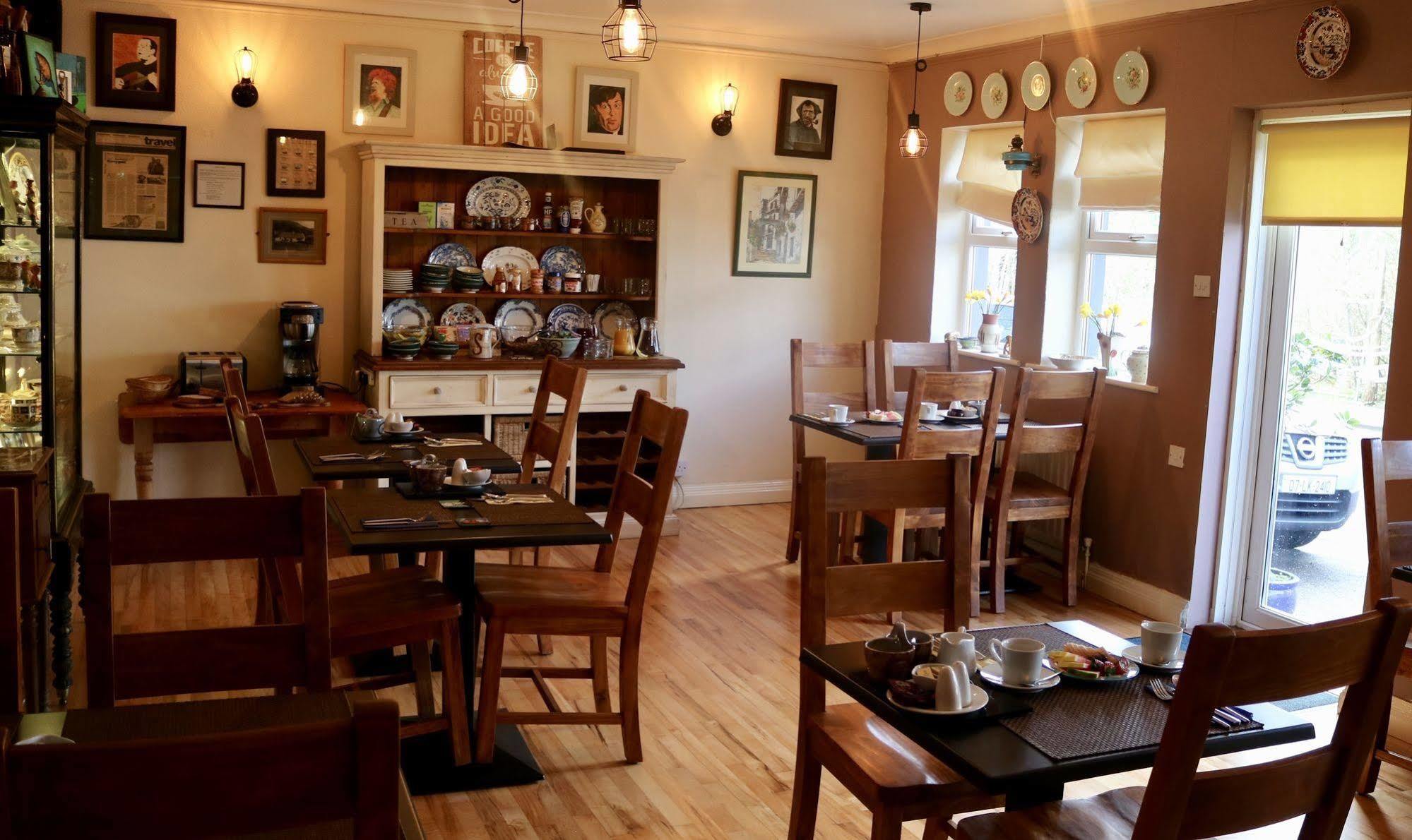 The Old Anchor B&B Annascaul ภายนอก รูปภาพ